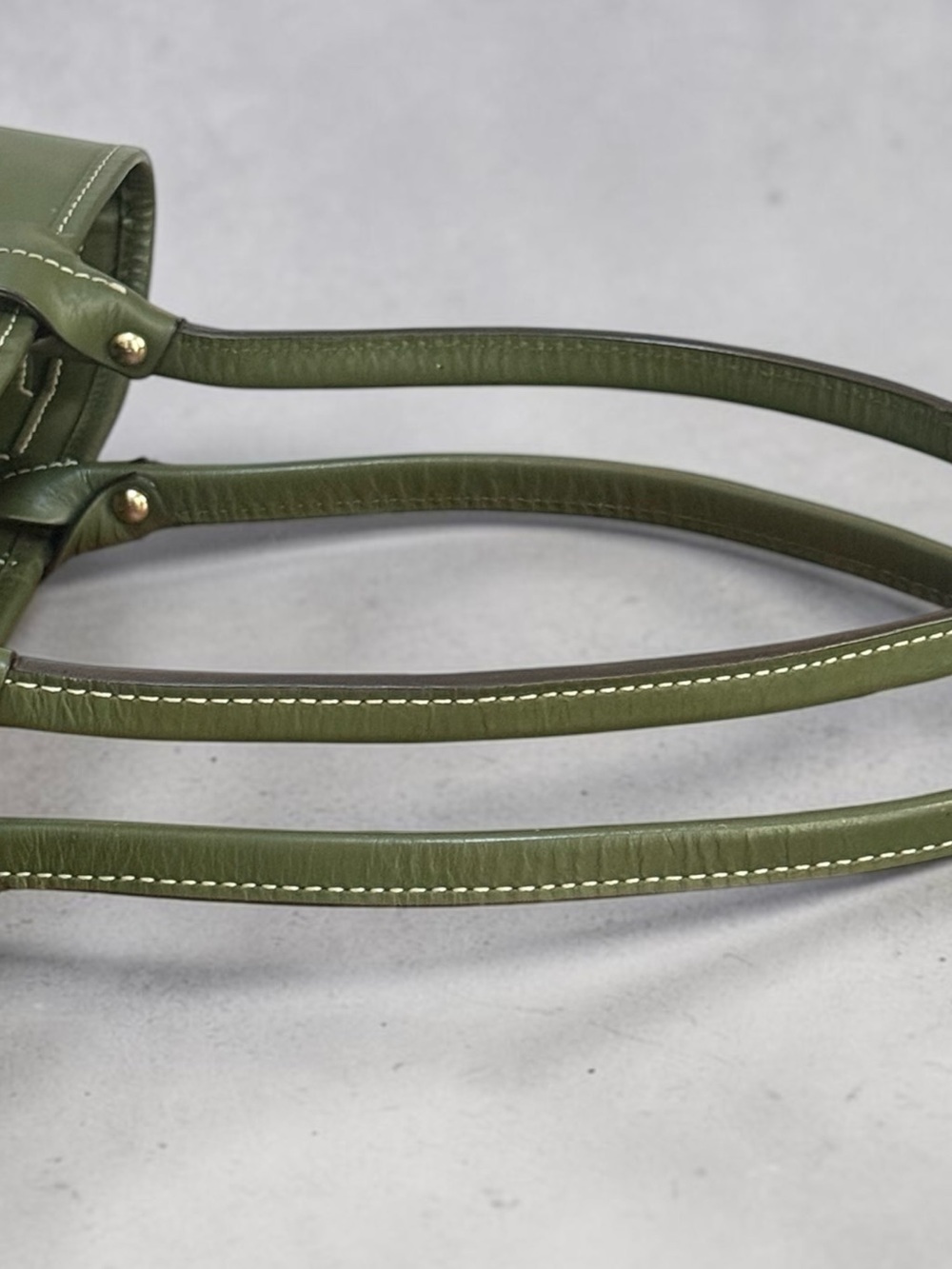 Dooney & Bourke Olive Green Leather Tote Bag with Gold Hardware! - Picture 8 of 13